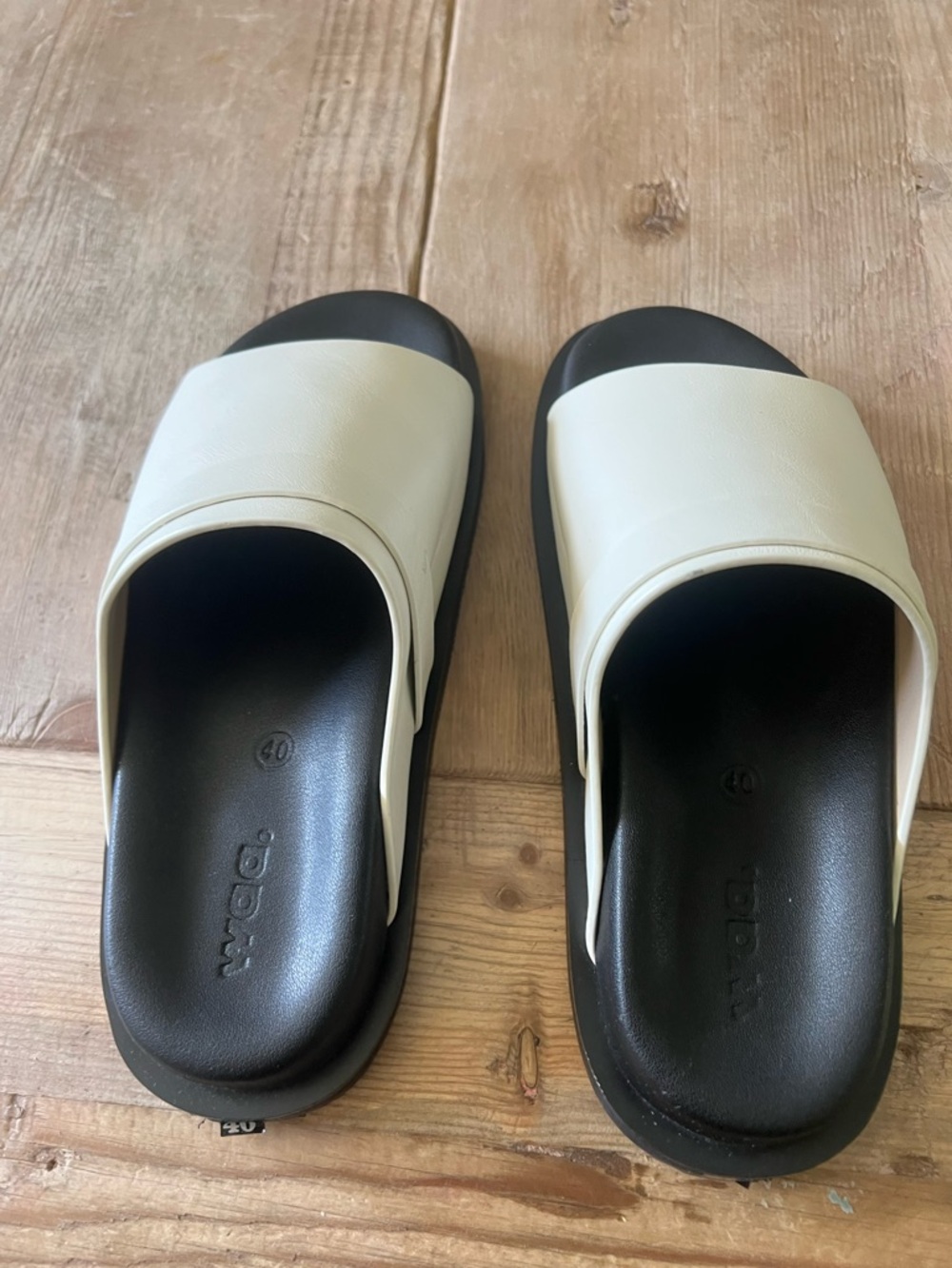 Women’s Cream Slide Sandals with Black Sole - Picture 14 of 16